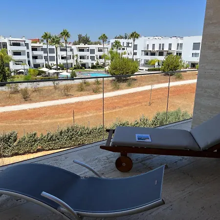 Gorgeous With Pools And Golf Court View *