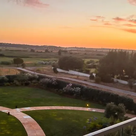 Gorgeous With Pools And Golf Court View Apartment Quarteira